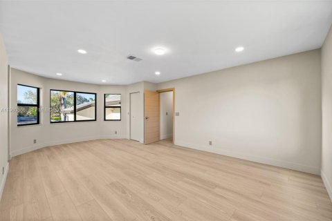 Купить виллу или дом в Бока-Ратон, Флорида 5 спален, 277.68м2, № 2043456 - фото 23