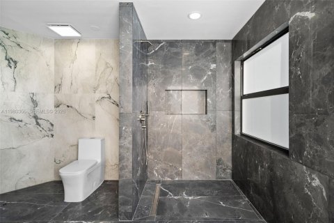 Купить виллу или дом в Бока-Ратон, Флорида 5 спален, 277.68м2, № 2043456 - фото 26