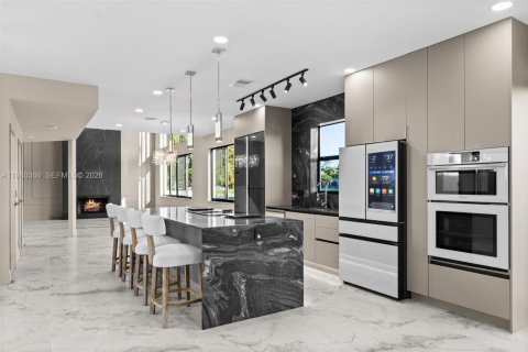 Купить виллу или дом в Бока-Ратон, Флорида 5 спален, 277.68м2, № 2043456 - фото 9