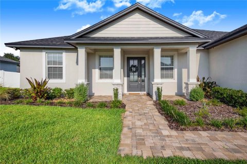 House in Lakeland, Florida 4 bedrooms, 185.8 sq.m. № 2309935