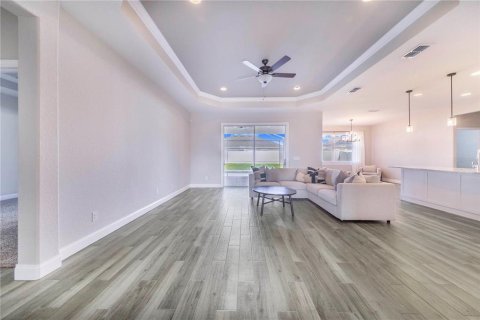 Casa en venta en Lakeland, Florida, 4 dormitorios, 185.8 m2 № 2309935 - foto 4