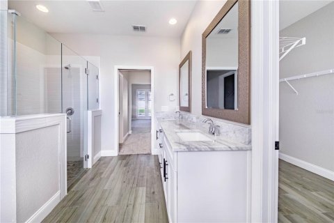 Casa en venta en Lakeland, Florida, 4 dormitorios, 185.8 m2 № 2309935 - foto 20