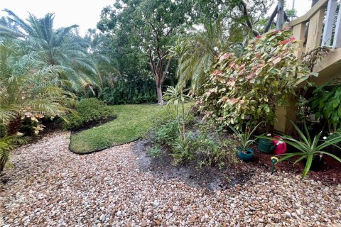 Снять в аренду кондоминиум в Форт-Лодердейл, Флорида 2 спальни, 65.22м2, № 2009882 - фото 9