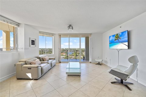 Condominio en Fort Lauderdale, Florida, 2 dormitorios  № 2020934