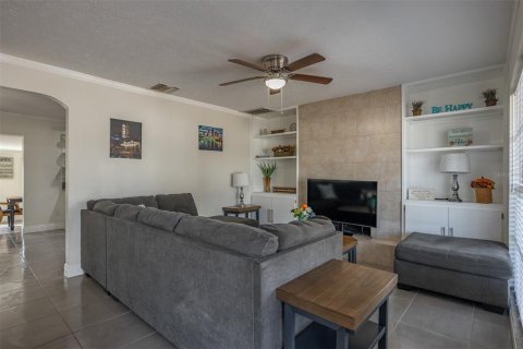 Villa ou maison à vendre à Seffner, Floride: 4 chambres, 172.71 m2 № 2232976 - photo 3