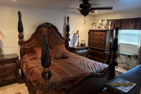 Casa en venta en Southwest Ranches, Florida, 4 dormitorios, 299.33 m2 № 2081636 - foto 13