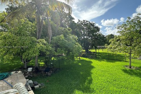 Casa en venta en Southwest Ranches, Florida, 4 dormitorios, 299.33 m2 № 2081636 - foto 11
