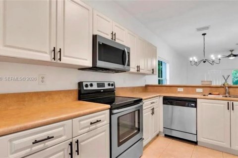 Copropriété à vendre à Miramar, Floride: 3 chambres, 116.22 m2 № 2091274 - photo 6
