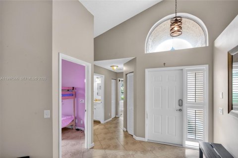 Купить виллу или дом в Корал-Спрингс, Флорида 3 спальни, 147.71м2, № 2068158 - фото 5