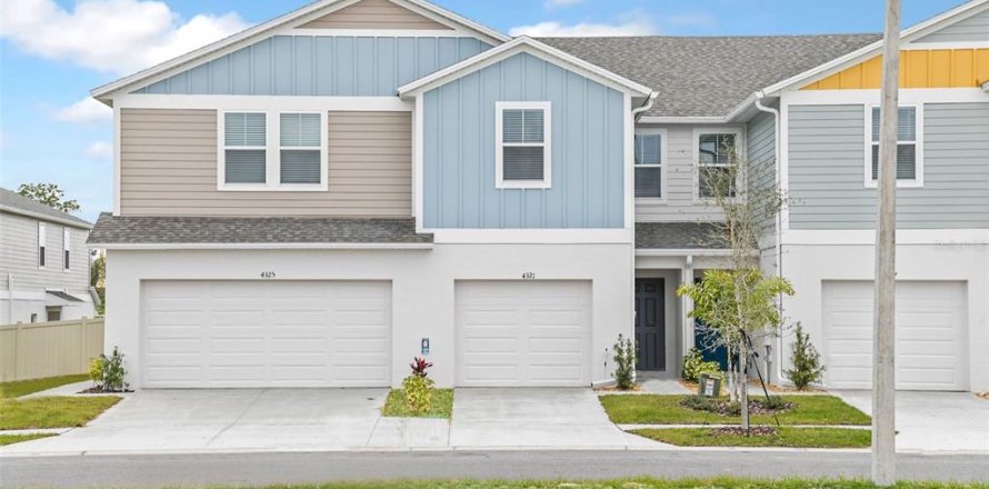 Townhouse in Haines City, Florida 3 bedrooms, 142.51 sq.m. № 1873300