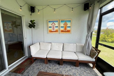 Casa en alquiler en Kissimmee, Florida, 4 dormitorios, 171.4 m2 № 1888693 - foto 20