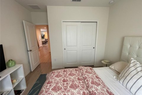 Casa en alquiler en Kissimmee, Florida, 4 dormitorios, 171.4 m2 № 1888693 - foto 13
