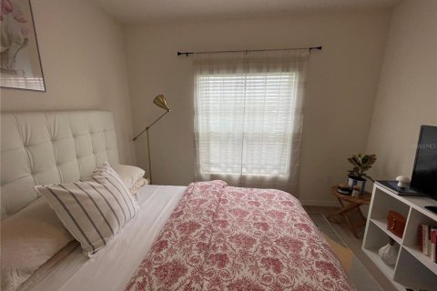 House in Kissimmee, Florida 4 bedrooms, 171.4 sq.m. № 1888693 - photo 12