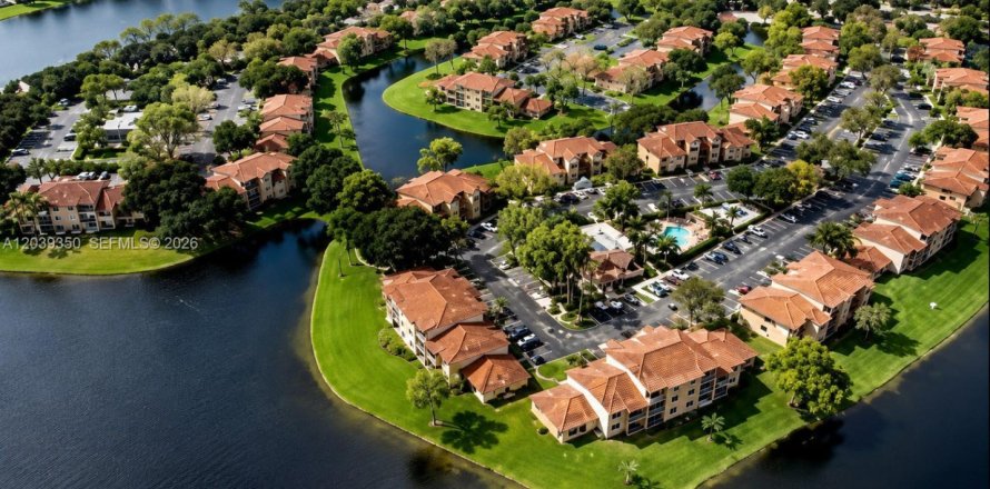 Condominio en Sunrise, Florida, 2 dormitorios  № 2085718