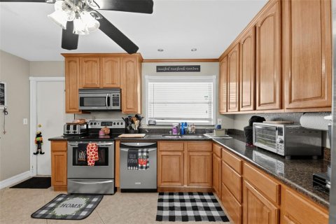 Casa en venta en Tampa, Florida, 3 dormitorios, 130.06 m2 № 2396143 - foto 5