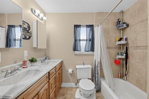 Casa en venta en Tampa, Florida, 3 dormitorios, 130.06 m2 № 2396143 - foto 21
