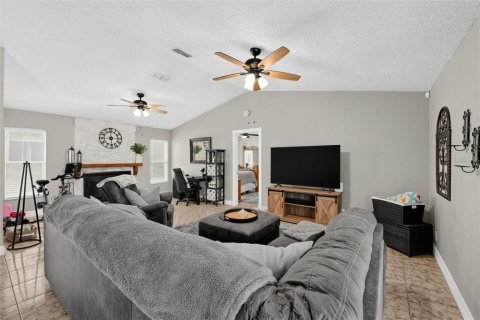 Casa en venta en Tampa, Florida, 3 dormitorios, 130.06 m2 № 2396143 - foto 12