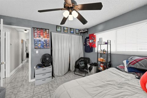 Casa en venta en Tampa, Florida, 3 dormitorios, 130.06 m2 № 2396143 - foto 26