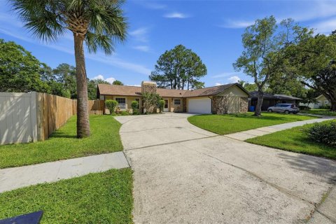 Casa en venta en Tampa, Florida, 3 dormitorios, 130.06 m2 № 2396143 - foto 2