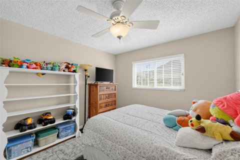 Casa en venta en Tampa, Florida, 3 dormitorios, 130.06 m2 № 2396143 - foto 27
