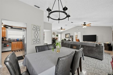 Casa en venta en Tampa, Florida, 3 dormitorios, 130.06 m2 № 2396143 - foto 14