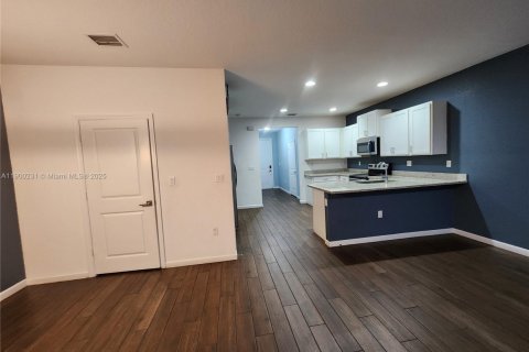 Adosado en alquiler en Homestead, Florida, 3 dormitorios, 160.81 m2 № 1952055 - foto 6