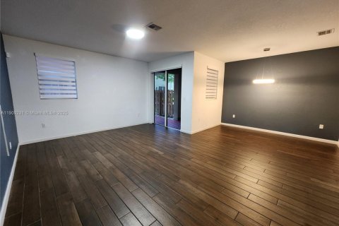 Adosado en alquiler en Homestead, Florida, 3 dormitorios, 160.81 m2 № 1952055 - foto 8
