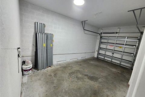 Adosado en alquiler en Homestead, Florida, 3 dormitorios, 160.81 m2 № 1952055 - foto 26