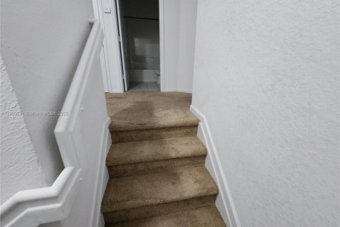 Adosado en alquiler en Homestead, Florida, 3 dormitorios, 160.81 m2 № 1952055 - foto 12