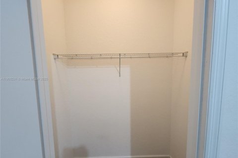 Adosado en alquiler en Homestead, Florida, 3 dormitorios, 160.81 m2 № 1952055 - foto 17