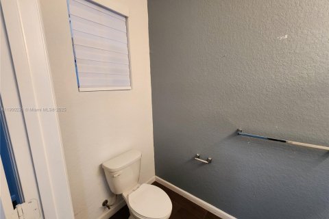 Adosado en alquiler en Homestead, Florida, 3 dormitorios, 160.81 m2 № 1952055 - foto 5
