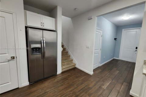 Adosado en alquiler en Homestead, Florida, 3 dormitorios, 160.81 m2 № 1952055 - foto 10