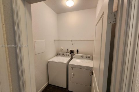 Adosado en alquiler en Homestead, Florida, 3 dormitorios, 160.81 m2 № 1952055 - foto 22