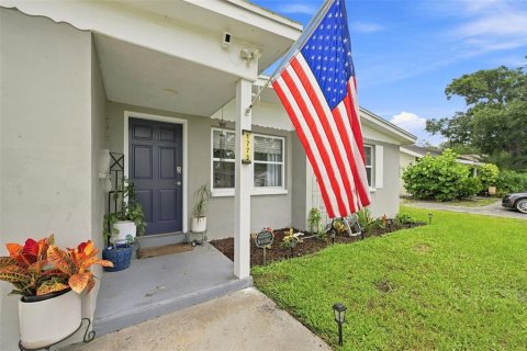 Casa en Largo, Florida 2 dormitorios, 78.97 m2 № 2353188