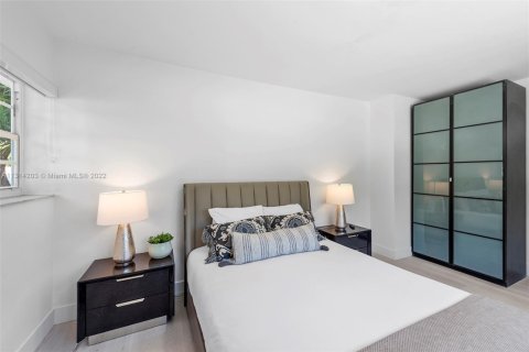 Villa ou maison à vendre à Fort Lauderdale, Floride: 5 chambres, 216.46 m2 № 1937892 - photo 19