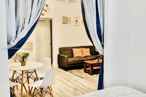 Condominio en venta en Miami Beach, Florida, 1 dormitorio, 37.81 m2 № 1981627 - foto 22