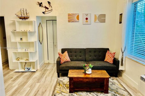 Condominio en venta en Miami Beach, Florida, 1 dormitorio, 37.81 m2 № 1981627 - foto 13