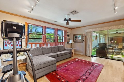 Villa ou maison à vendre à Miami, Floride: 4 chambres, 245.82 m2 № 1936108 - photo 20