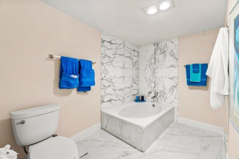 Copropriété à vendre à Highland Beach, Floride: 2 chambres, 190.45 m2 № 2147202 - photo 26