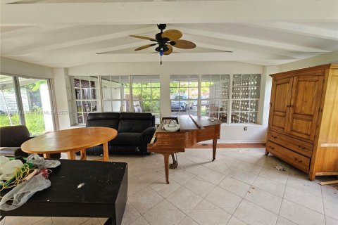 Villa ou maison à vendre à Miami, Floride: 4 chambres, 165.92 m2 № 1941496 - photo 14