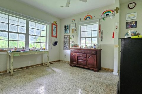 Villa ou maison à vendre à Miami, Floride: 4 chambres, 165.92 m2 № 1941496 - photo 11