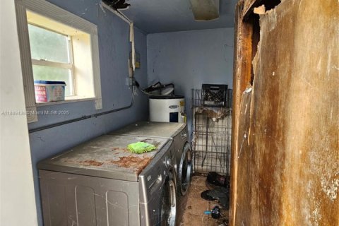 Villa ou maison à vendre à Miami, Floride: 4 chambres, 165.92 m2 № 1941496 - photo 19