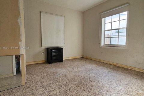 Villa ou maison à vendre à Miami, Floride: 4 chambres, 165.92 m2 № 1941496 - photo 9