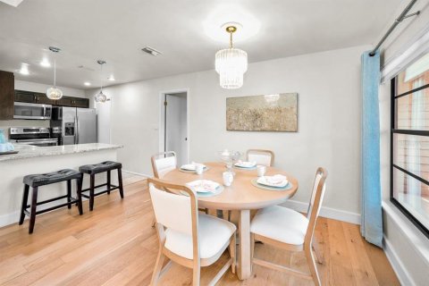 Condominio en venta en Palm Harbor, Florida, 2 dormitorios, 97.55 m2 № 1912544 - foto 9