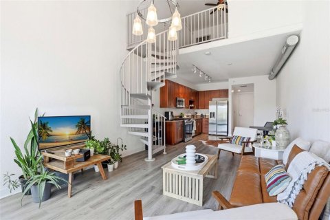 Condominio en venta en Orlando, Florida, 1 dormitorio, 87.24 m2 № 2156750 - foto 14