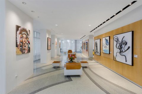 Condominio en venta en Orlando, Florida, 1 dormitorio, 87.24 m2 № 2156750 - foto 3