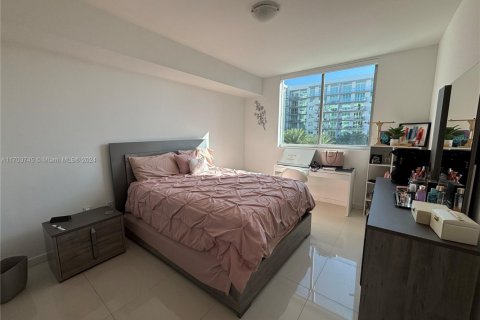 Купить кондоминиум в Дорал, Флорида 2 спальни, 104.98м2, № 1934397 - фото 7