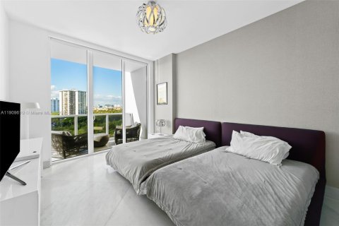 Condominio en alquiler en Aventura, Florida, 3 dormitorios, 207.64 m2 № 2012991 - foto 19