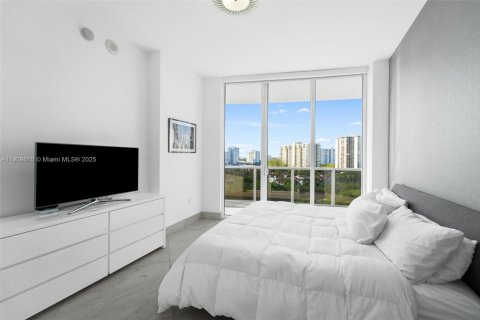 Condominio en alquiler en Aventura, Florida, 3 dormitorios, 207.64 m2 № 2012991 - foto 16