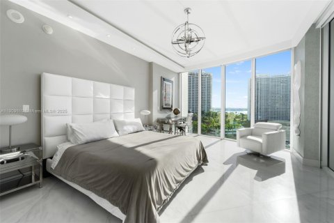 Condominio en alquiler en Aventura, Florida, 3 dormitorios, 207.64 m2 № 2012991 - foto 13